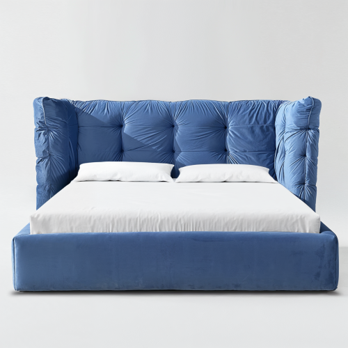 Ponadczasowe łóżko tapicerowane pojemnikiem Cozy błękitny aksamit