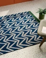 Niebieski Dywan Geometryczny - DHURRIE BLUE