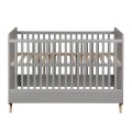 Szare łóżeczko niemowlęce Quax Loft 140x70