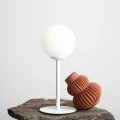 Lampka stołowa PINNE biała minimalistyczna