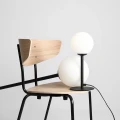 Lampka stołowa PINNE czarna minimalistyczna