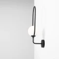 Lampa ścienna z białą kulą RIVA czarna