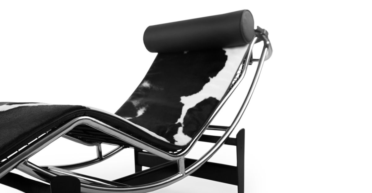Designerskie siedziska i leżanki w salonie